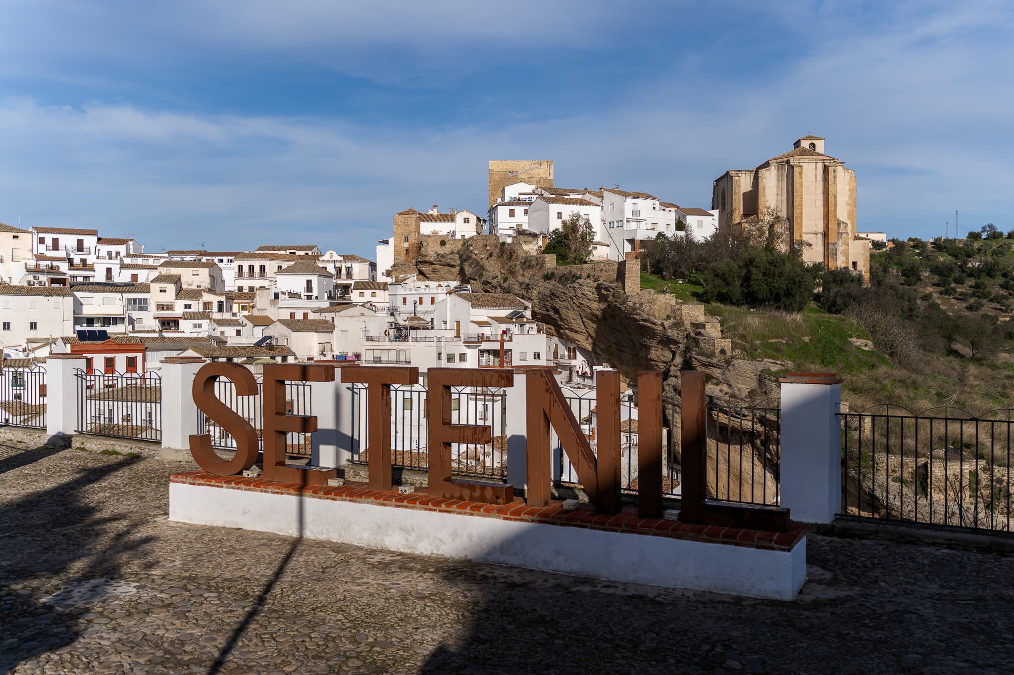 Setenil de las Bodegas